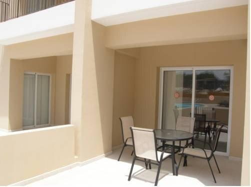 Паралимни: Kronos Holiday Apartments