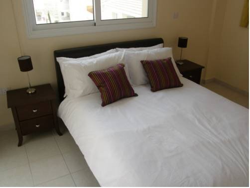 Паралимни: Kronos Holiday Apartments