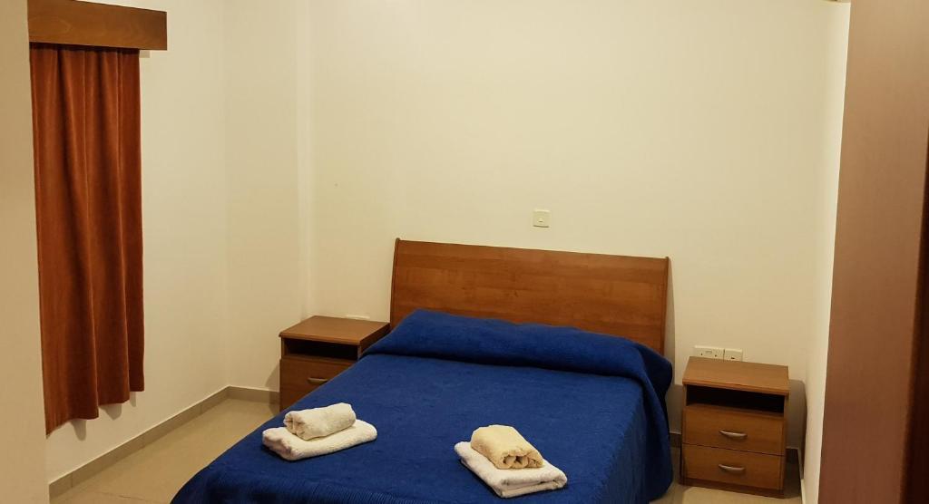 Пафос: Galatias Court