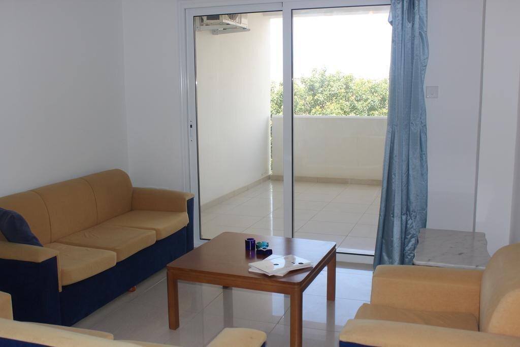 Пафос: Galatias Court