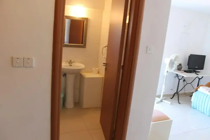Пафос: Galatias Court
