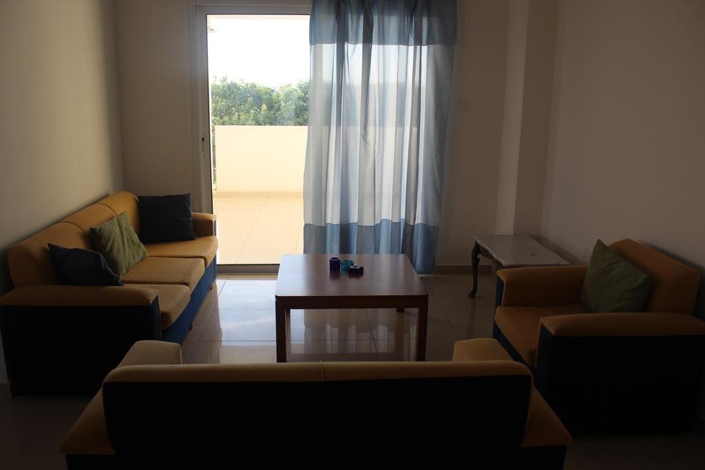 Пафос: Galatias Court