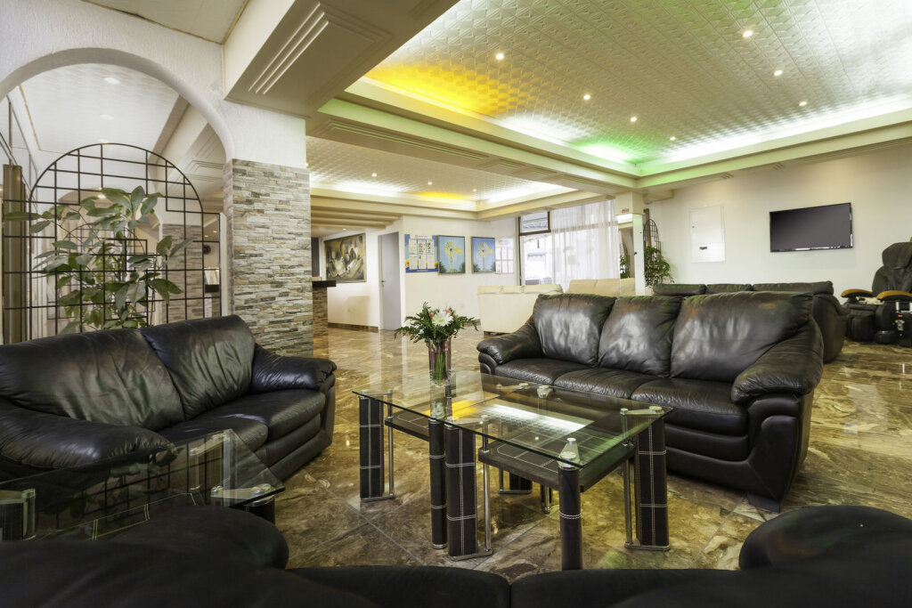 Протарас: Penelope Beach Hotel Apts