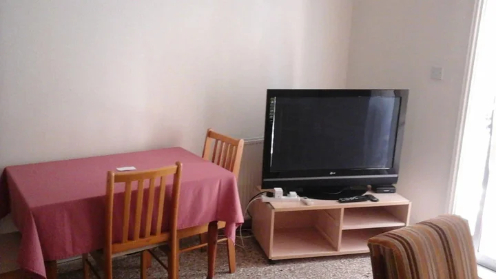 Агиос Тихонас: Polyxeni Hotel Apartments