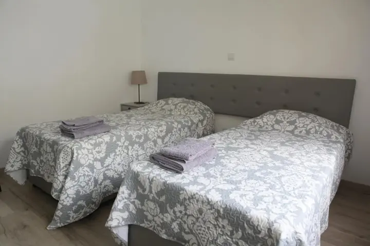 Агиос Тихонас: Polyxeni Hotel Apartments