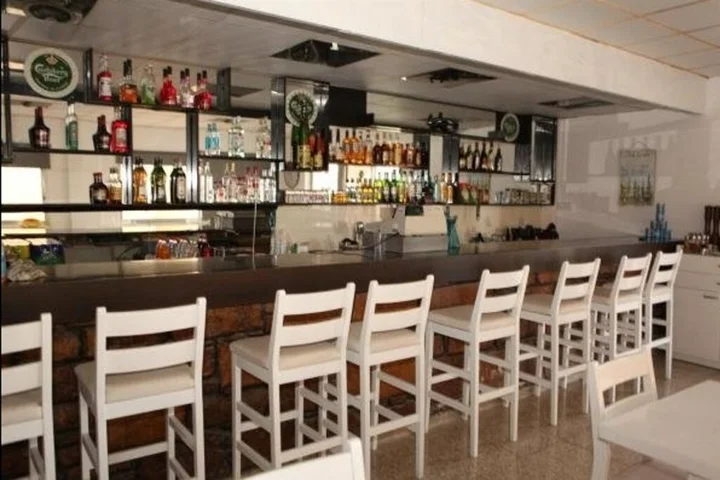 Агиос Тихонас: Polyxeni Hotel Apartments