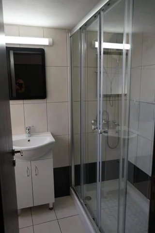 Агиос Тихонас: Polyxeni Hotel Apartments