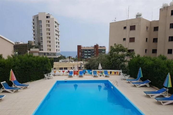 Агиос Тихонас: Polyxeni Hotel Apartments