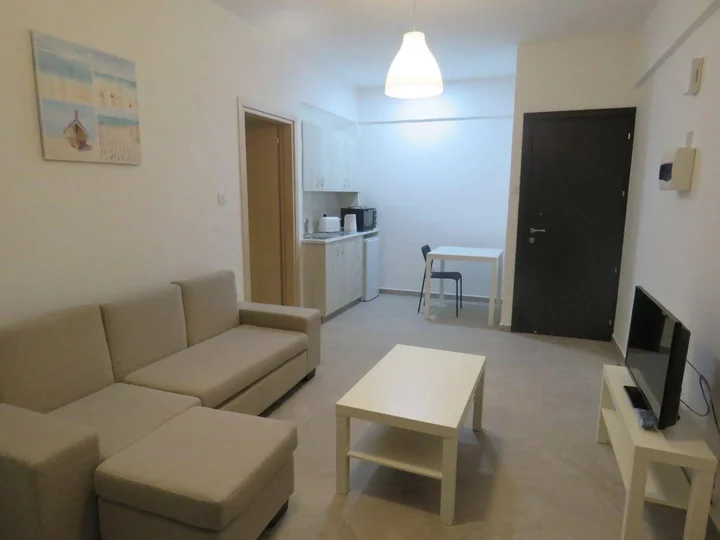Агиос Тихонас: Polyxeni Hotel Apartments