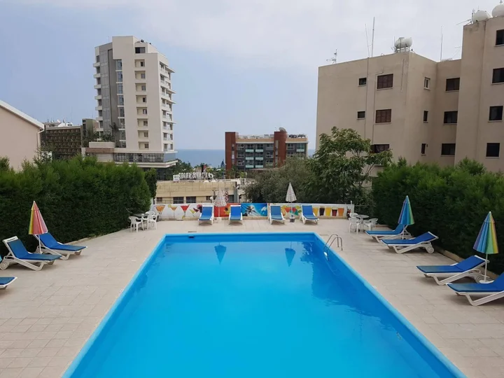Агиос Тихонас: Polyxeni Hotel Apartments