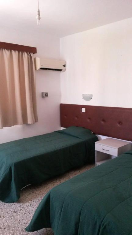 Айя-Напа: Pavlinia Hotel Apartments