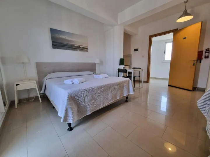 Пафос: Valentinos Apartments