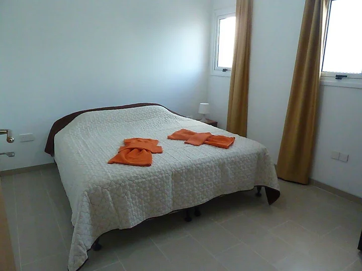 Пафос: Valentinos Apartments