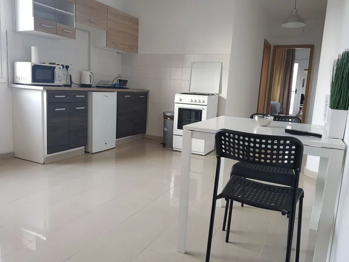 Пафос: Valentinos Apartments