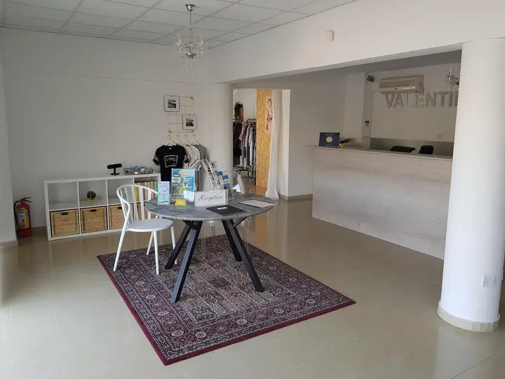 Пафос: Valentinos Apartments