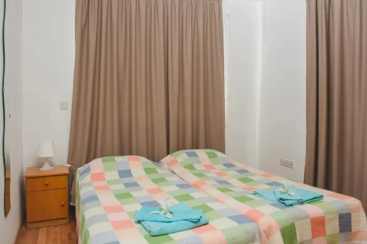 Пафос: Valentinos Apartments