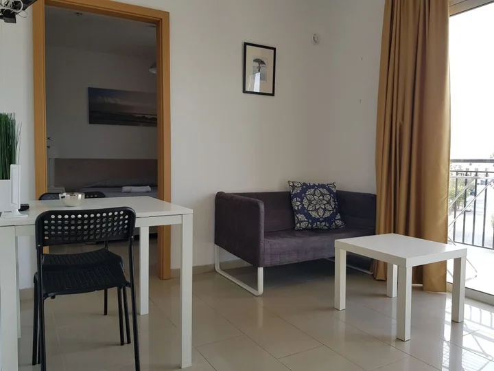 Пафос: Valentinos Apartments
