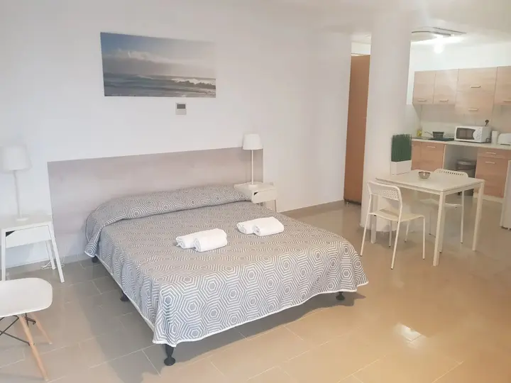 Пафос: Valentinos Apartments