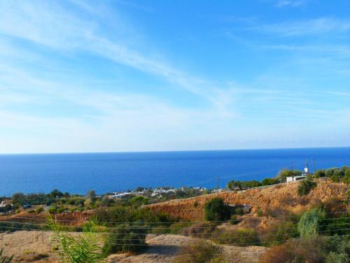 Помос: Happy Trails Pomos Panoramic Villa