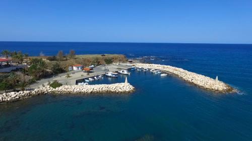 Помос: Happy Trails Pomos Panoramic Villa