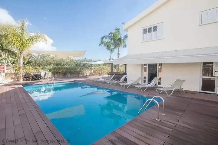 Айя-Напа: Celebrity Villa Laura26