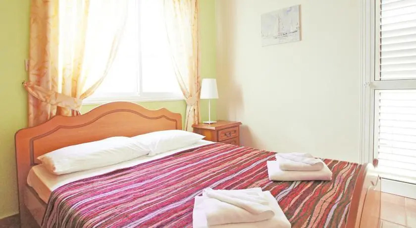 Протарас: Villa Maureen