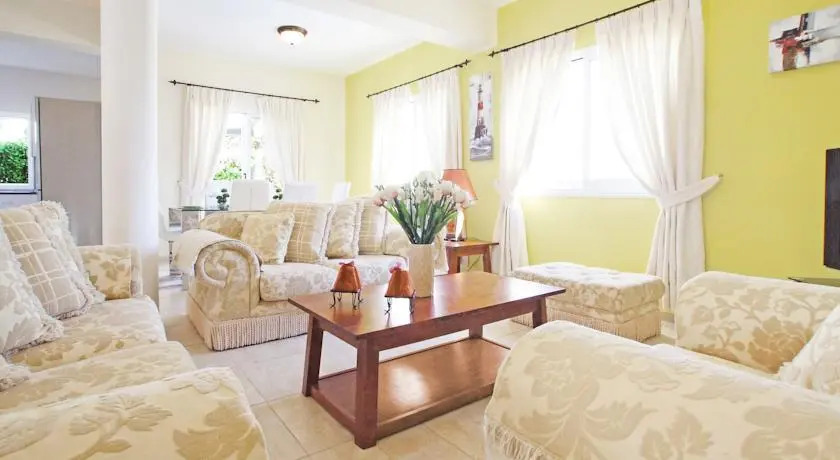 Протарас: Villa Maureen