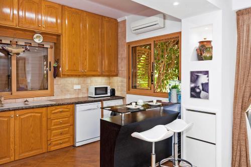 Айя-Напа: Villa Cleona