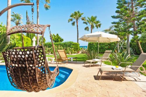 Айя-Напа: Villa Cleona
