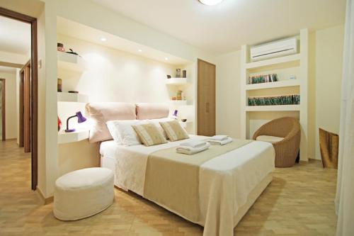 Айя-Напа: Villa Cleona