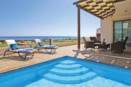 Айя-Напа: Villa Charon