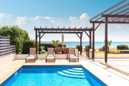 Айя-Напа: Villa Charon