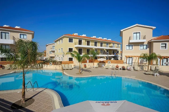 Паралимни: Kyklades Resort & Spa