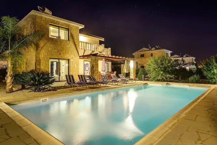 Пейя: Villa Nichola