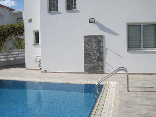 Polyxenia Isaak Pelagos Villa — фото 1