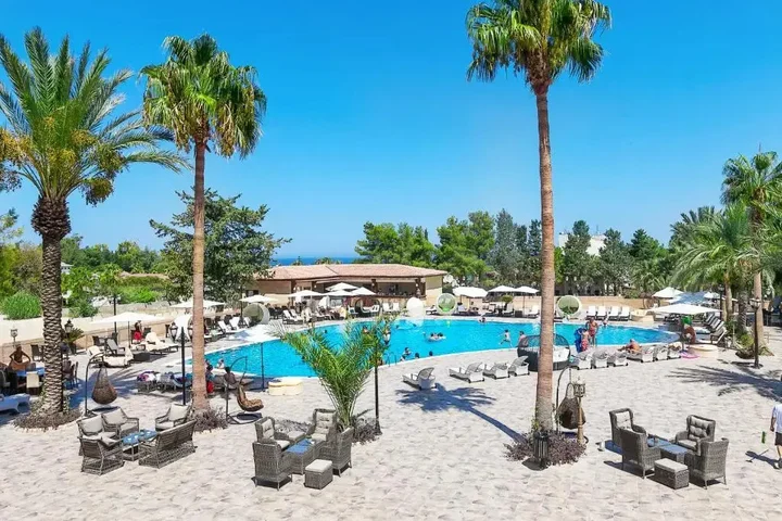 Алсанджак: Le Chateau Lambousa Hotel