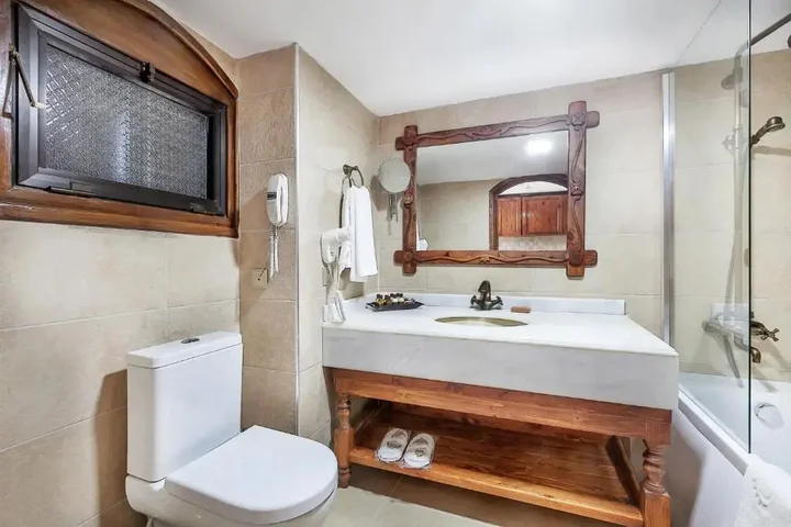 Алсанджак: Le Chateau Lambousa Hotel