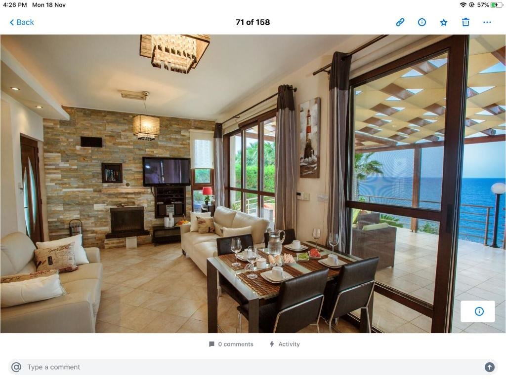 Помос: Kallinousa Beach Villa
