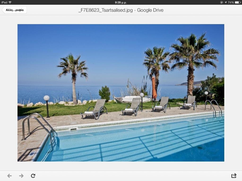 Помос: Kallinousa Beach Villa
