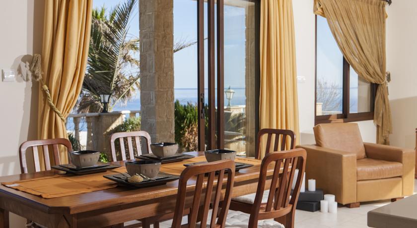 Помос: Petros Seashore Villa