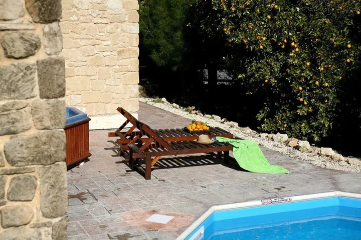 Милиу: Valencia Grove Villa