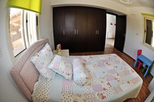 Перволия: Ameli Beach House