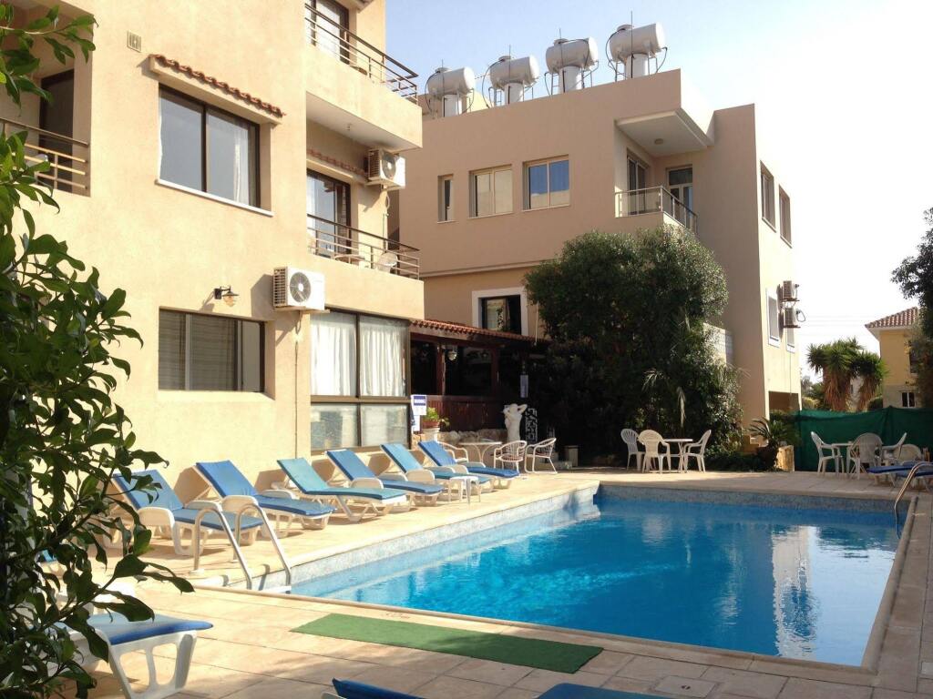 Пафос: Panklitos Apartments