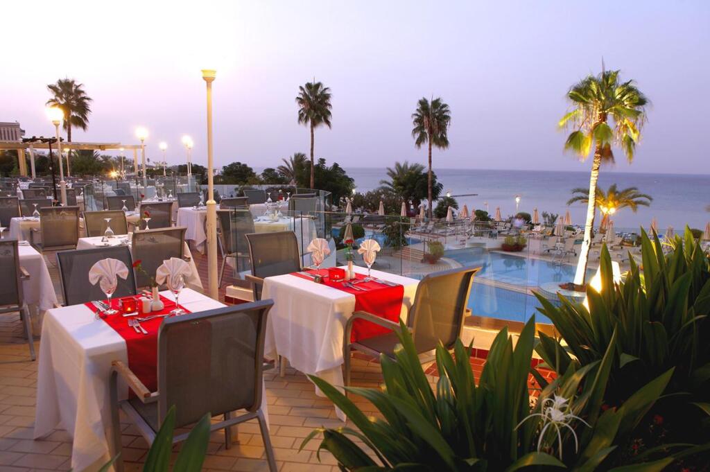 Протарас: Sunrise Beach Hotel