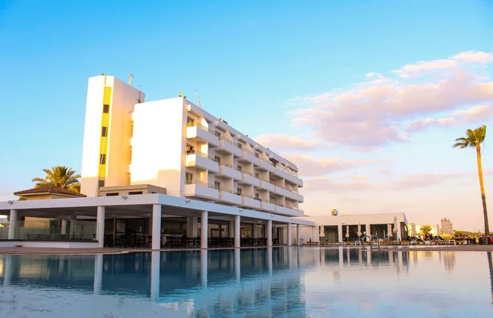 Айя-Напа: Piere Anne Beach Hotel