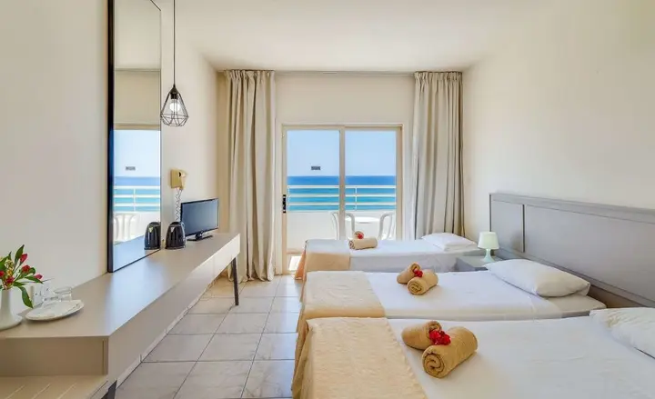 Айя-Напа: Piere Anne Beach Hotel