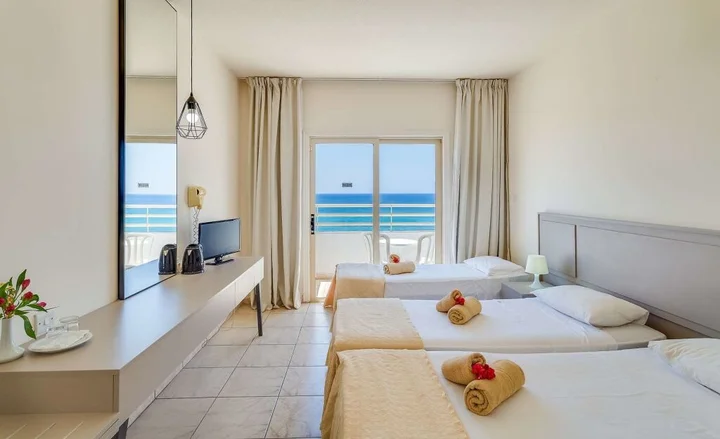 Айя-Напа: Piere Anne Beach Hotel