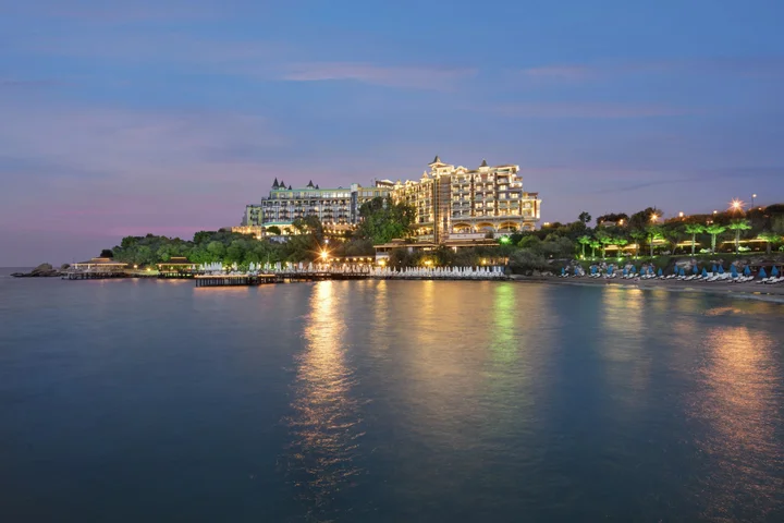 Алсанджак: Отель Merit Crystal Cove Casino & SPA