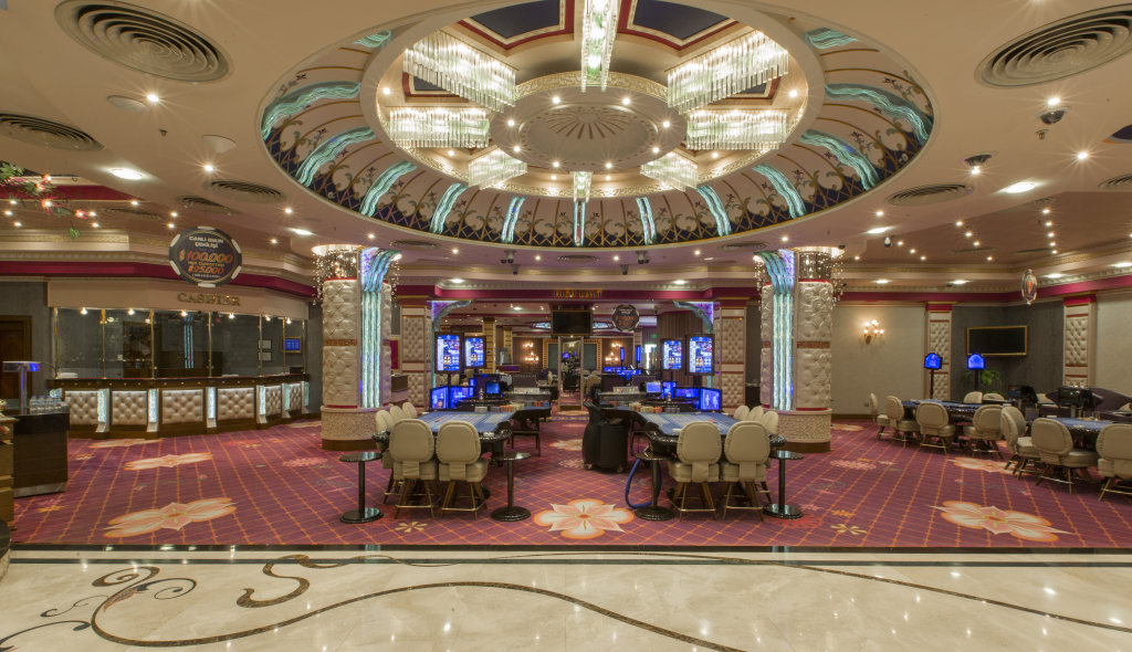 Алсанджак: Отель Merit Crystal Cove Casino & SPA