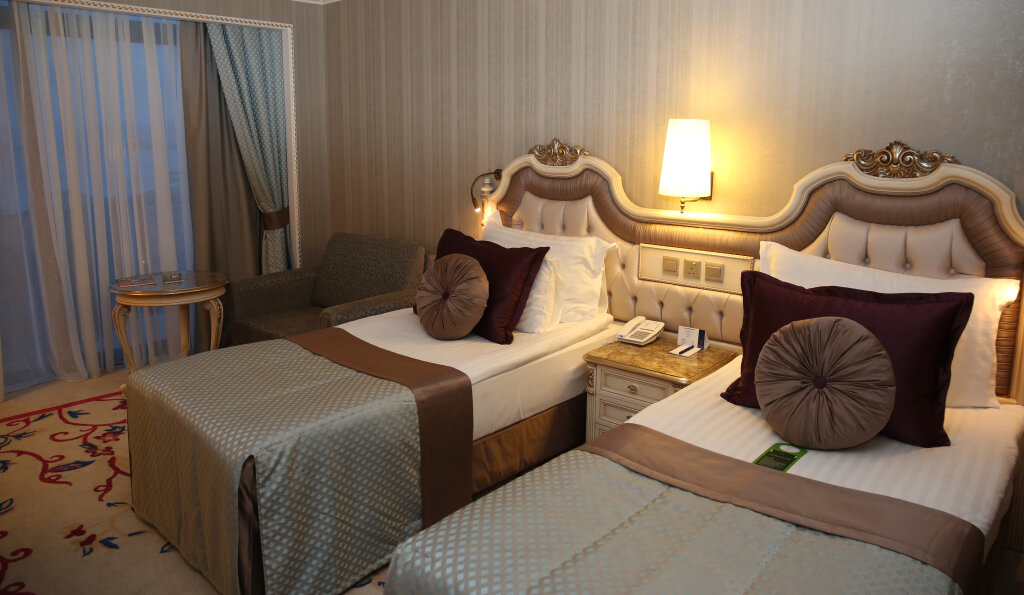 Алсанджак: Отель Merit Crystal Cove Casino & SPA